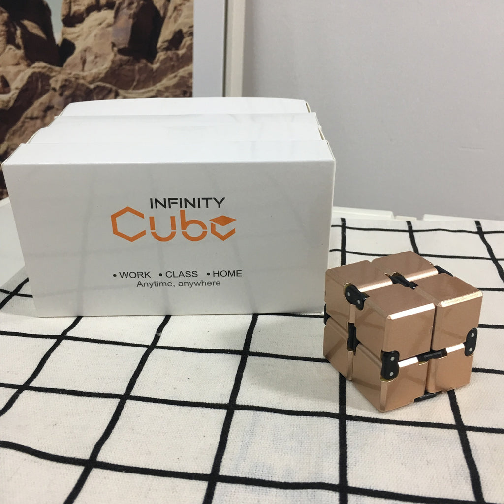 CalmSprouts Infinity Fidget Cube (Quiet Focus Tool)