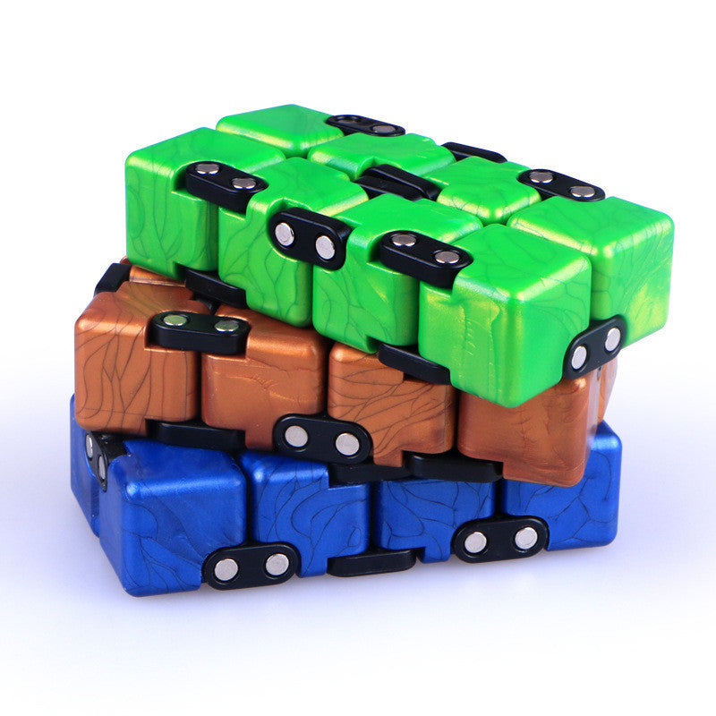 CalmSprouts Infinity Fidget Cube (Quiet Focus Tool)