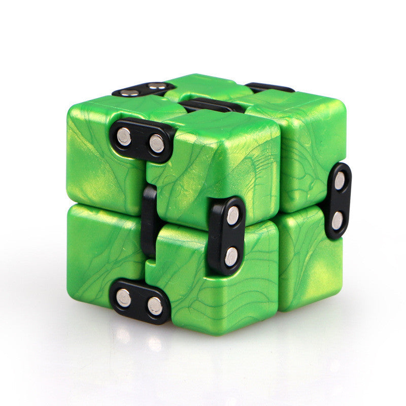 CalmSprouts Infinity Fidget Cube (Quiet Focus Tool)